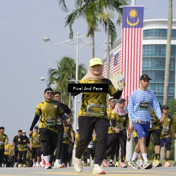 Runner Photo 6537508