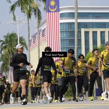 Runner Photo 6537546