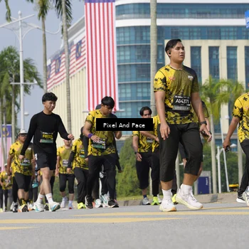 Runner Photo 6537550