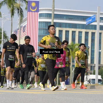 Runner Photo 6537600