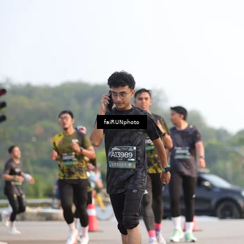 Runner Photo 6537669