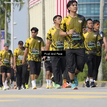 Runner Photo 6537694