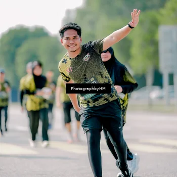 Runner Photo 6537698