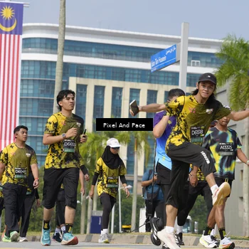 Runner Photo 6537718
