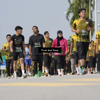 Runner Photo 6537741