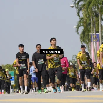 Runner Photo 6537781