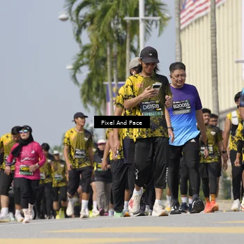 Runner Photo 6537800