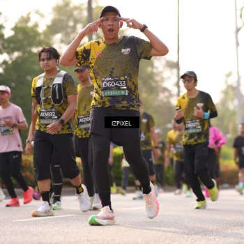 Runner Photo 6537872