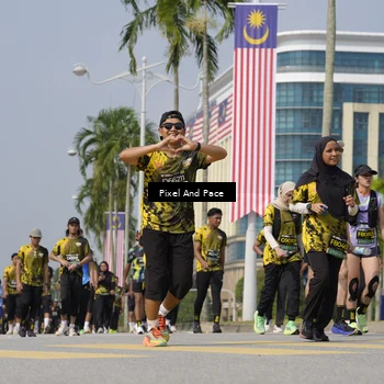 Runner Photo 6537875