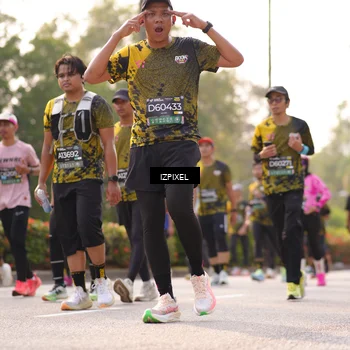 Runner Photo 6537888