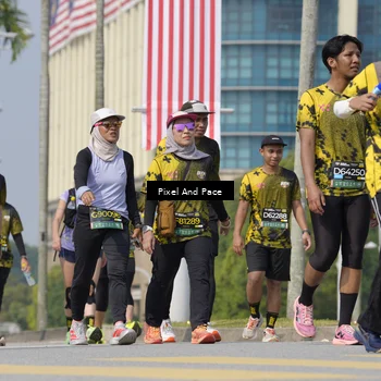 Runner Photo 6537949