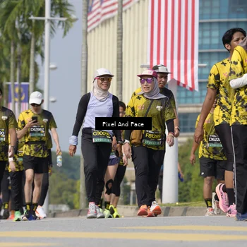 Runner Photo 6537957