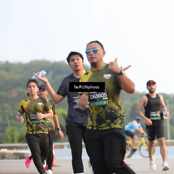 Runner Photo 6538027