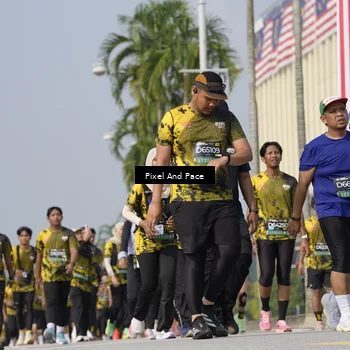 Runner Photo 6538035