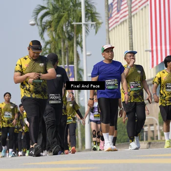 Runner Photo 6538044