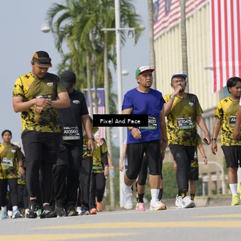 Runner Photo 6538051