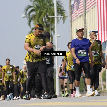 Runner Photo 6538055
