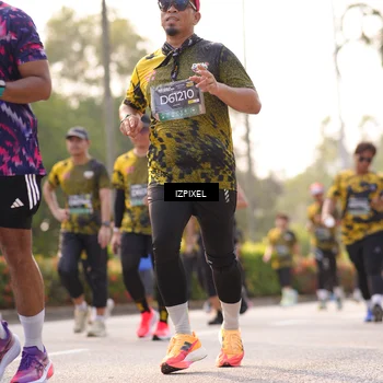 Runner Photo 6538064