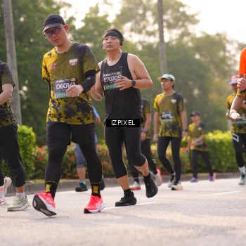 Runner Photo 6538072