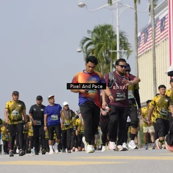 Runner Photo 6538083