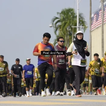 Runner Photo 6538098