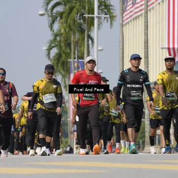 Runner Photo 6538135