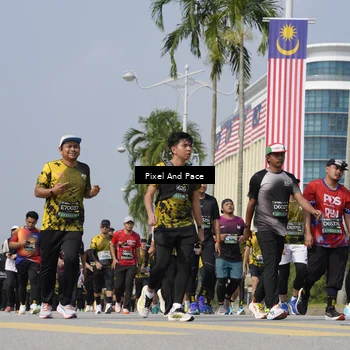 Runner Photo 6538171