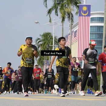 Runner Photo 6538178