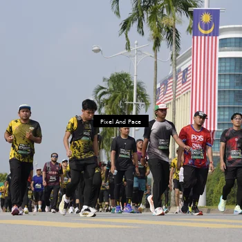 Runner Photo 6538192
