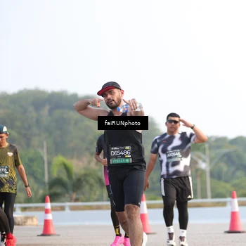 Runner Photo 6538240