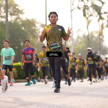 Runner Photo 6538246