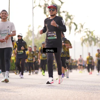 Runner Photo 6538264