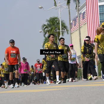 Runner Photo 6538293