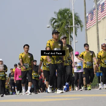 Runner Photo 6538304