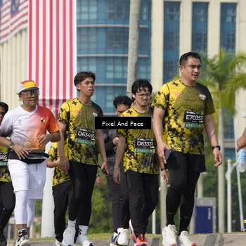 Runner Photo 6538396