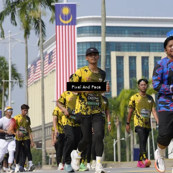 Runner Photo 6538401