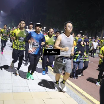 Runner Photo 6538402