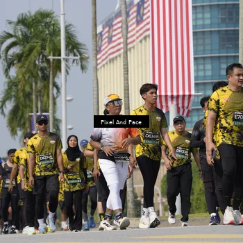 Runner Photo 6538418