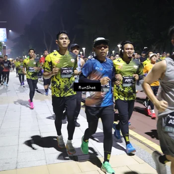 Runner Photo 6538435