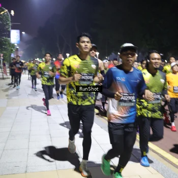 Runner Photo 6538453