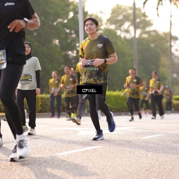 Runner Photo 6538674