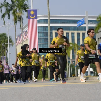 Runner Photo 6538686