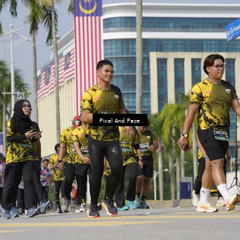 Runner Photo 6538696