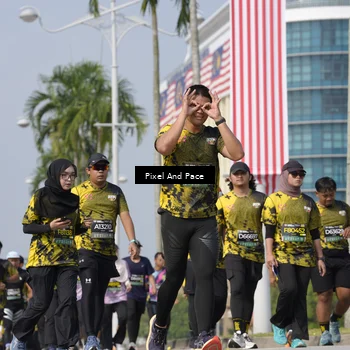Runner Photo 6538704