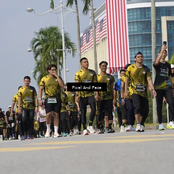 Runner Photo 6538767