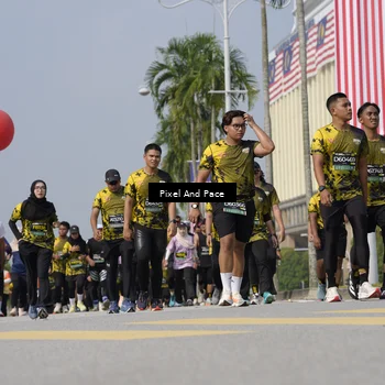Runner Photo 6538770