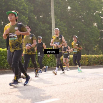 Runner Photo 6538771