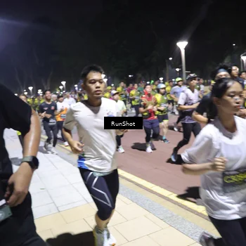 Runner Photo 6538775