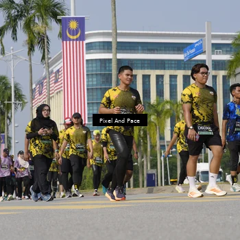 Runner Photo 6538785