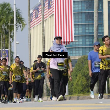 Runner Photo 6538849